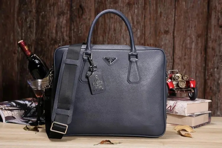 包包回收，包包回收價格，普拉達包包回收