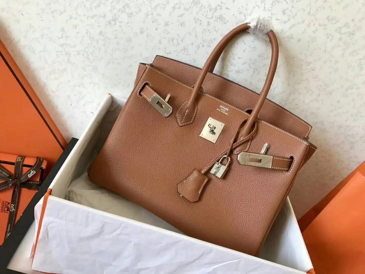 成都典當(dāng)行，包包回收