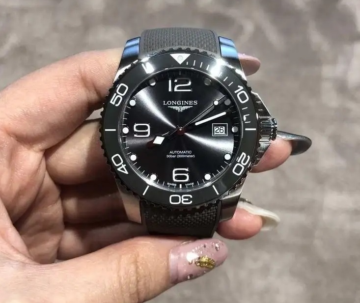 浪琴康卡斯回收,成都典當行,手表回收價格 浪琴康卡斯回收,成都典當行,手表回收價格