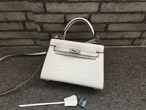 包包回收，成都典當行，包包回收價格