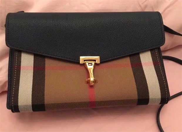 巴寶莉包包回收，成都典當行，包包回收價格