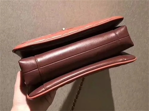 香奈兒包包回收，香奈兒風琴包回收價格